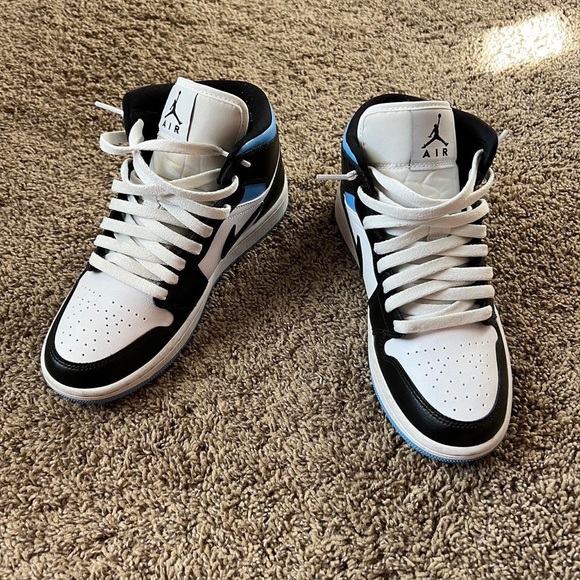 Nike Air Jordan 1 Mid’s University Black White - Picture 3 of 7